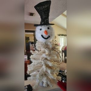 Snowman Christmas tree